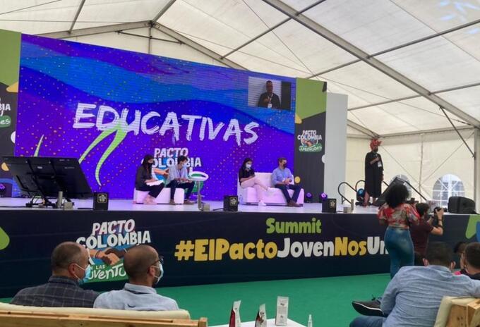 Pacto con las Juventudes 